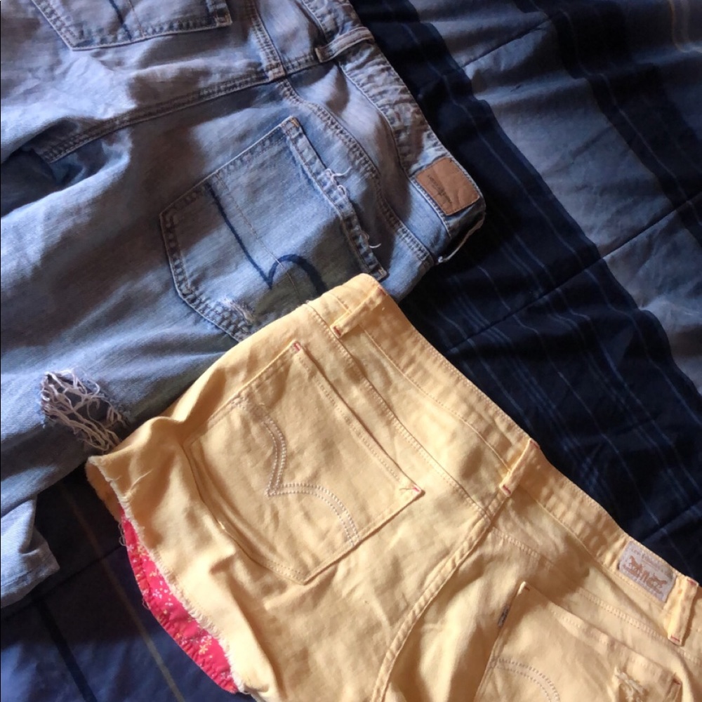 American Eagle Boyfriend Jeans & Levi’s Shorts